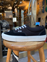 画像をギャラリービューアに読み込む, [VANS] SKATE ERA - BLK/WHT
