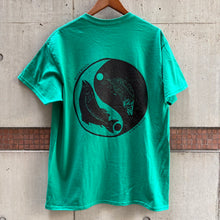 画像をギャラリービューアに読み込む, [RIVERBIRCH] “FISH” DAISUKE MURAI DESIGN T SHIRTS - GREEN

