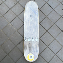 画像をギャラリービューアに読み込む, [POLAR SKATE CO.] Román González “Kite”&nbsp; - 8.25” x 32”
