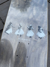 画像をギャラリービューアに読み込む, [POLAR SKATE CO.] Román González “Kite”&nbsp; - 8.25” x 32”
