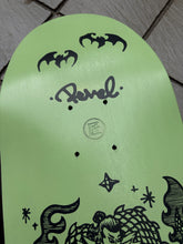 画像をギャラリービューアに読み込む, [REVEL] DECK GREEN - 8.8” x 31.25” WB 14”
