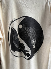 画像をギャラリービューアに読み込む, [RIVERBIRCH]&nbsp;“DAISUKE MURAI” T-Shirts - IVORY
