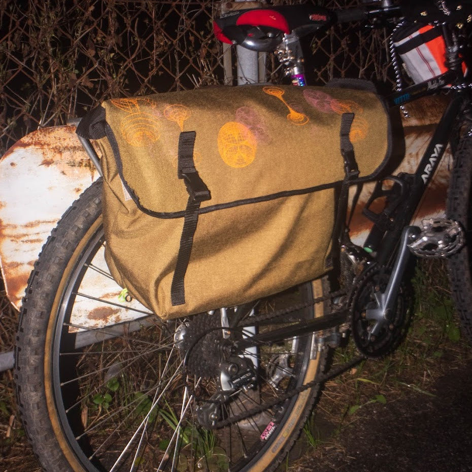 [Zubari packs] Passenger - BROWN