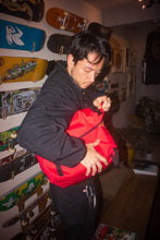 画像をギャラリービューアに読み込む, [Zubari packs] Passenger - RED
