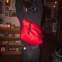 画像をギャラリービューアに読み込む, [Zubari packs] Passenger - RED
