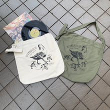 画像をギャラリービューアに読み込む, [RIVERBIRCH] RECORD TOTE &quot;DUCK&quot; - NATURAL,OLIVE
