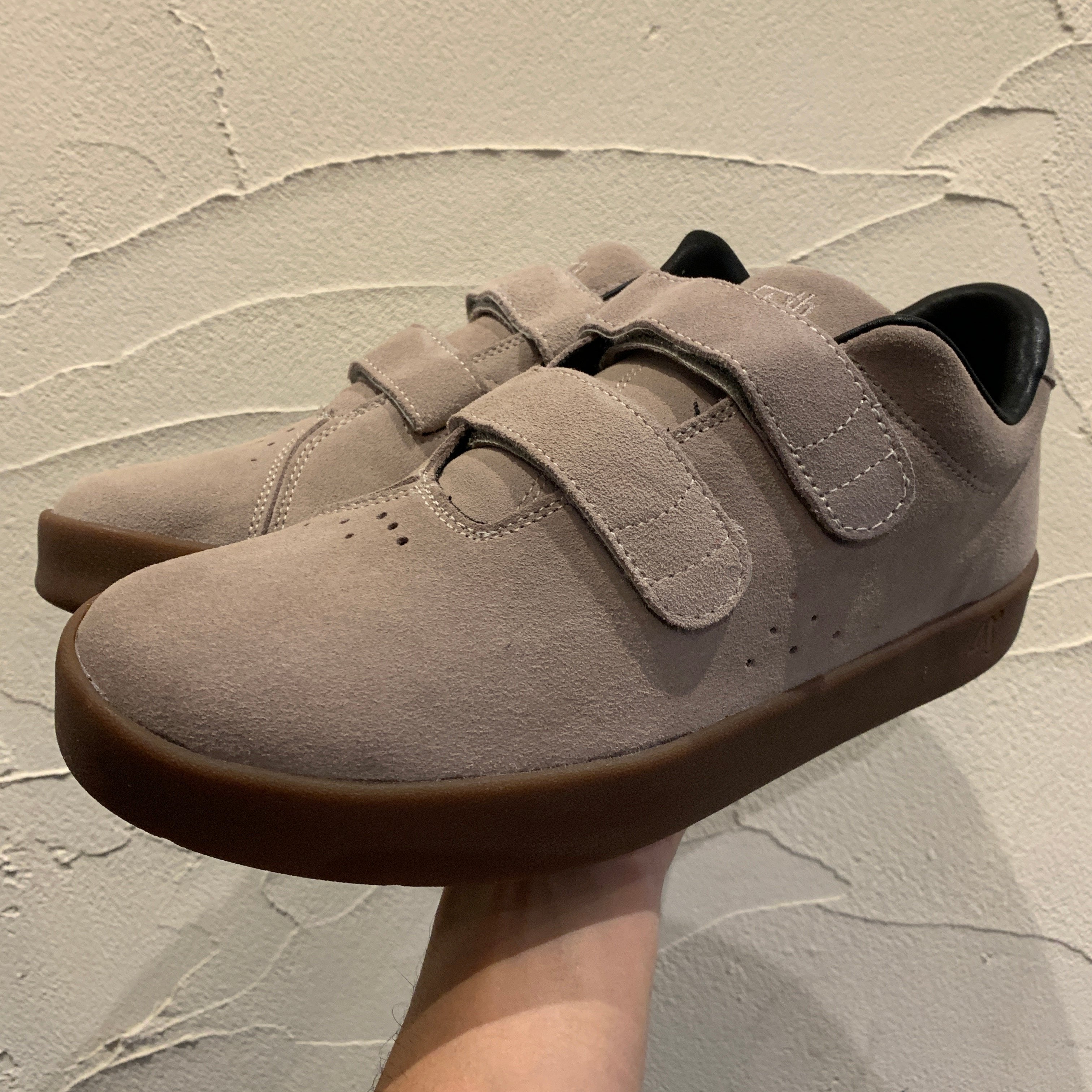 AREth アース　スニーカー AREth アース｜I velcro (ブラックレザー)(アイ ベルクロ