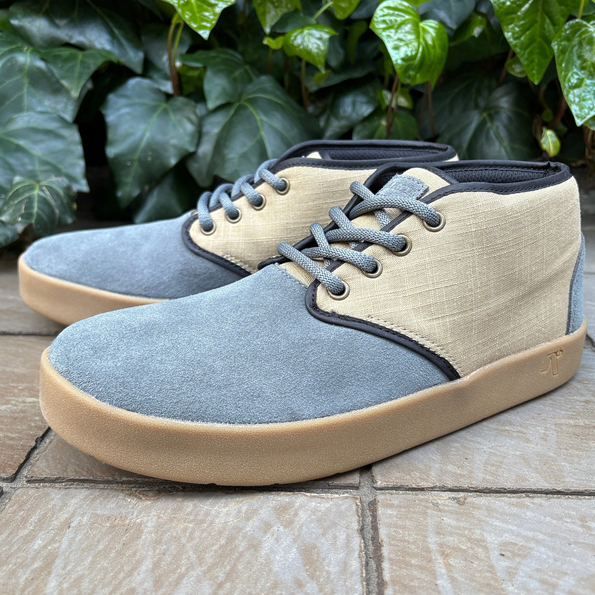 AREth – RIVERBIRCH SKATESHOP
