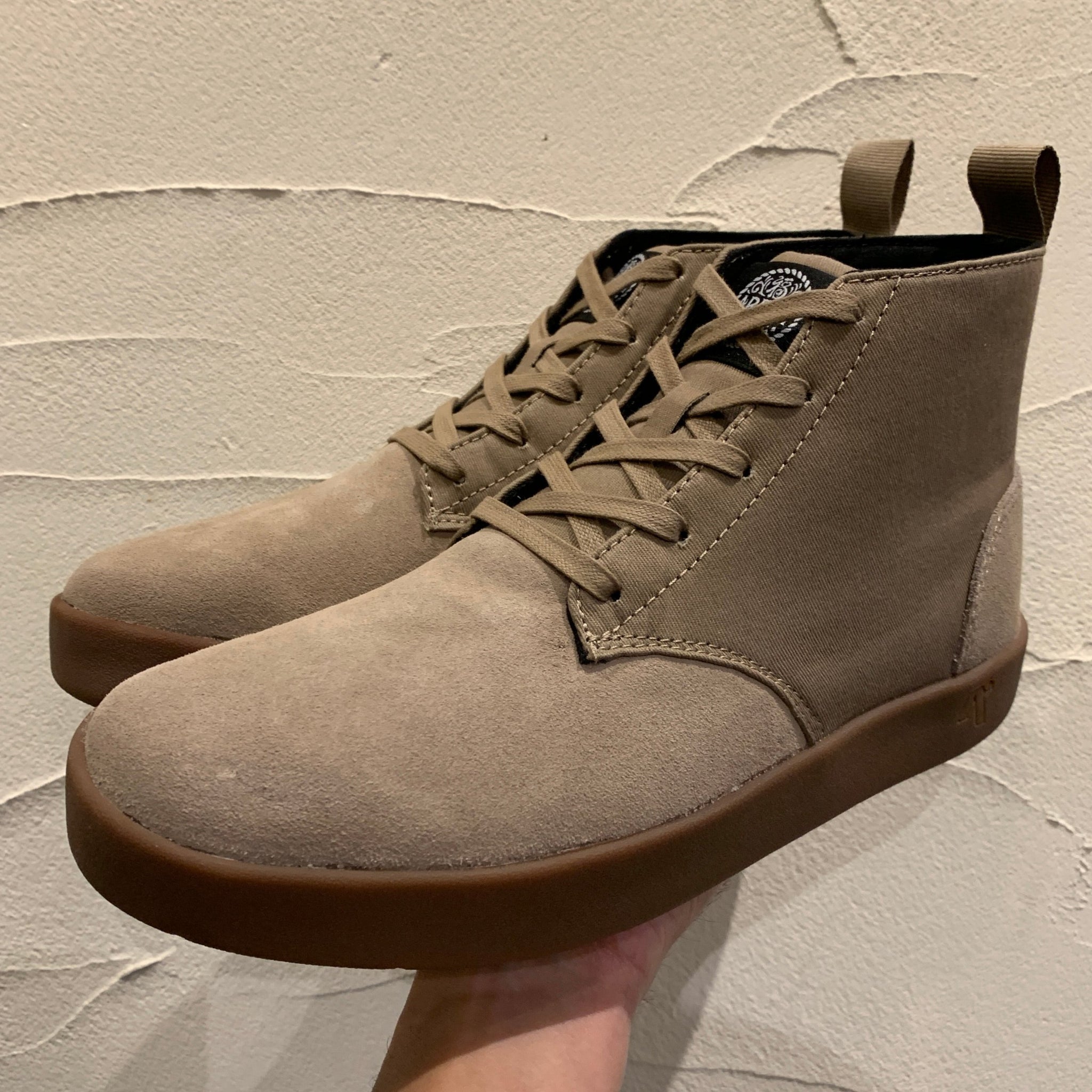 AREth – RIVERBIRCH SKATESHOP