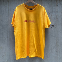 画像をギャラリービューアに読み込む, [RIVERBIRCH] TRUMPET TEE - YELLOW / RED
