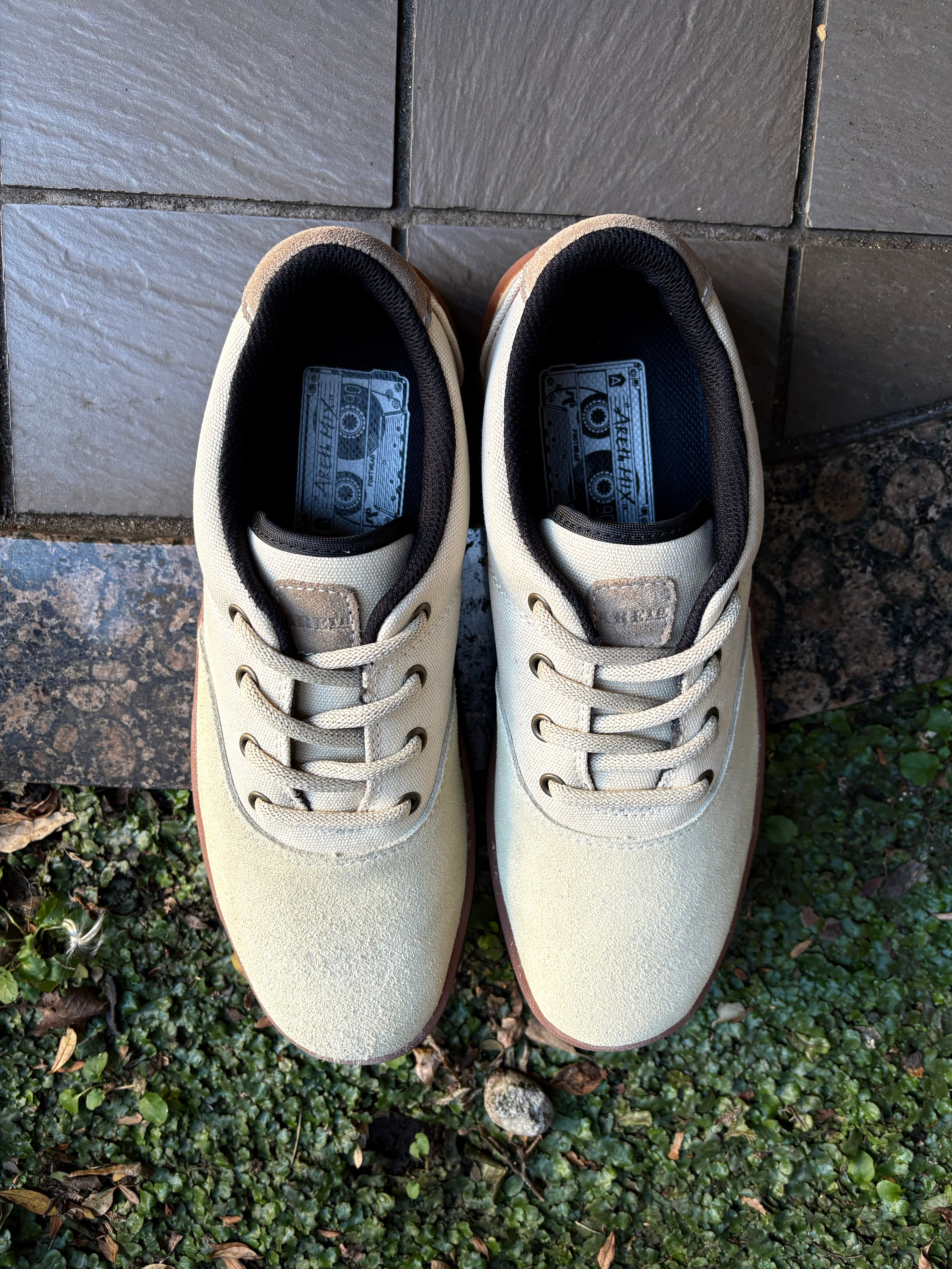 AREth] PLUG - Oatmeal – RIVERBIRCH SKATESHOP