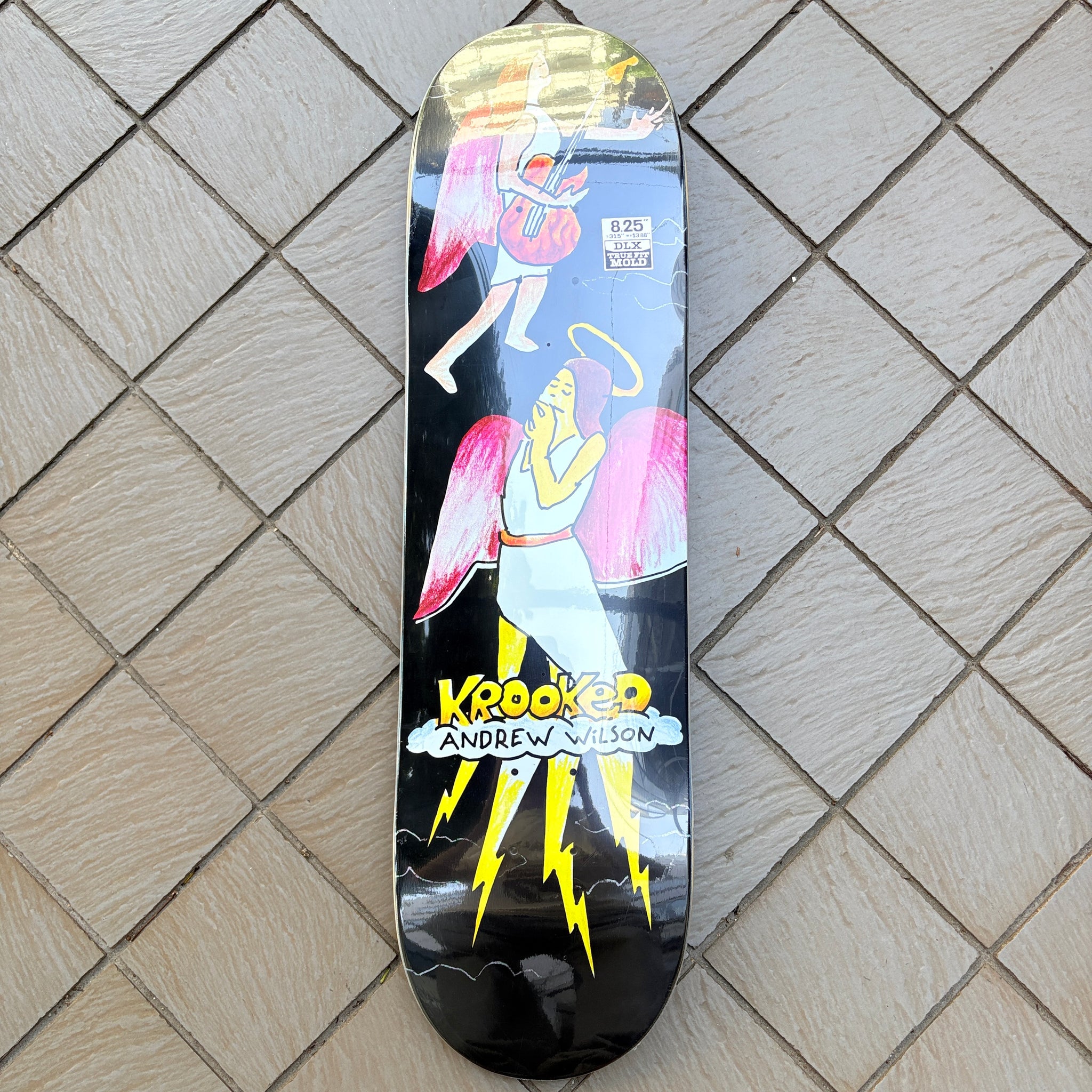 8.2 – RIVERBIRCH SKATESHOP