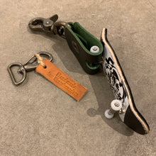 画像をギャラリービューアに読み込む, [RIVERBIRCH] ”keychain” - NAVY / GREEN
