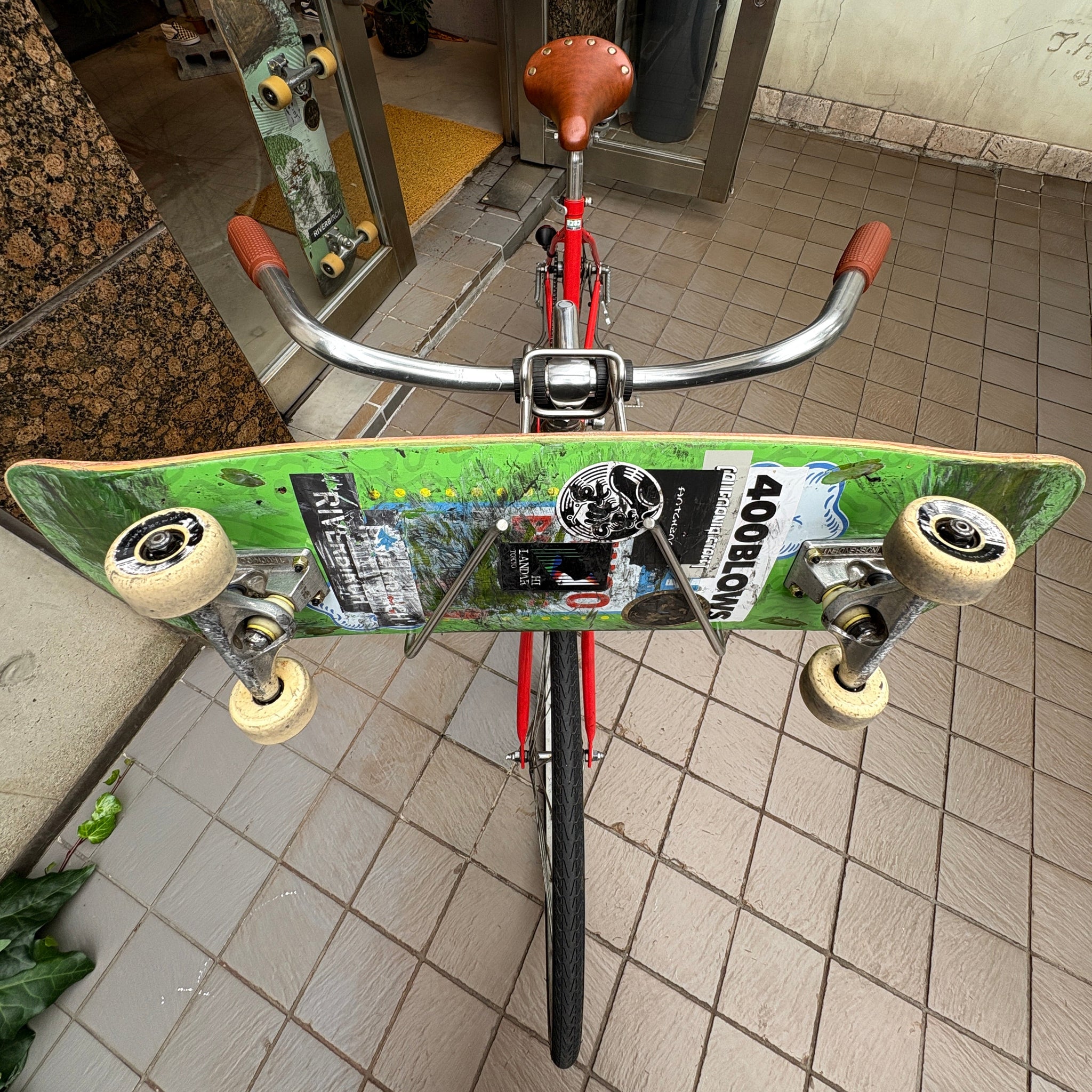 KMRD&CO. 自転車用スケボーラック カシャーン KMRD&CO.] 自転車用スケボーラック”カシャーン” – RIVERBIRCH SKATESHOP