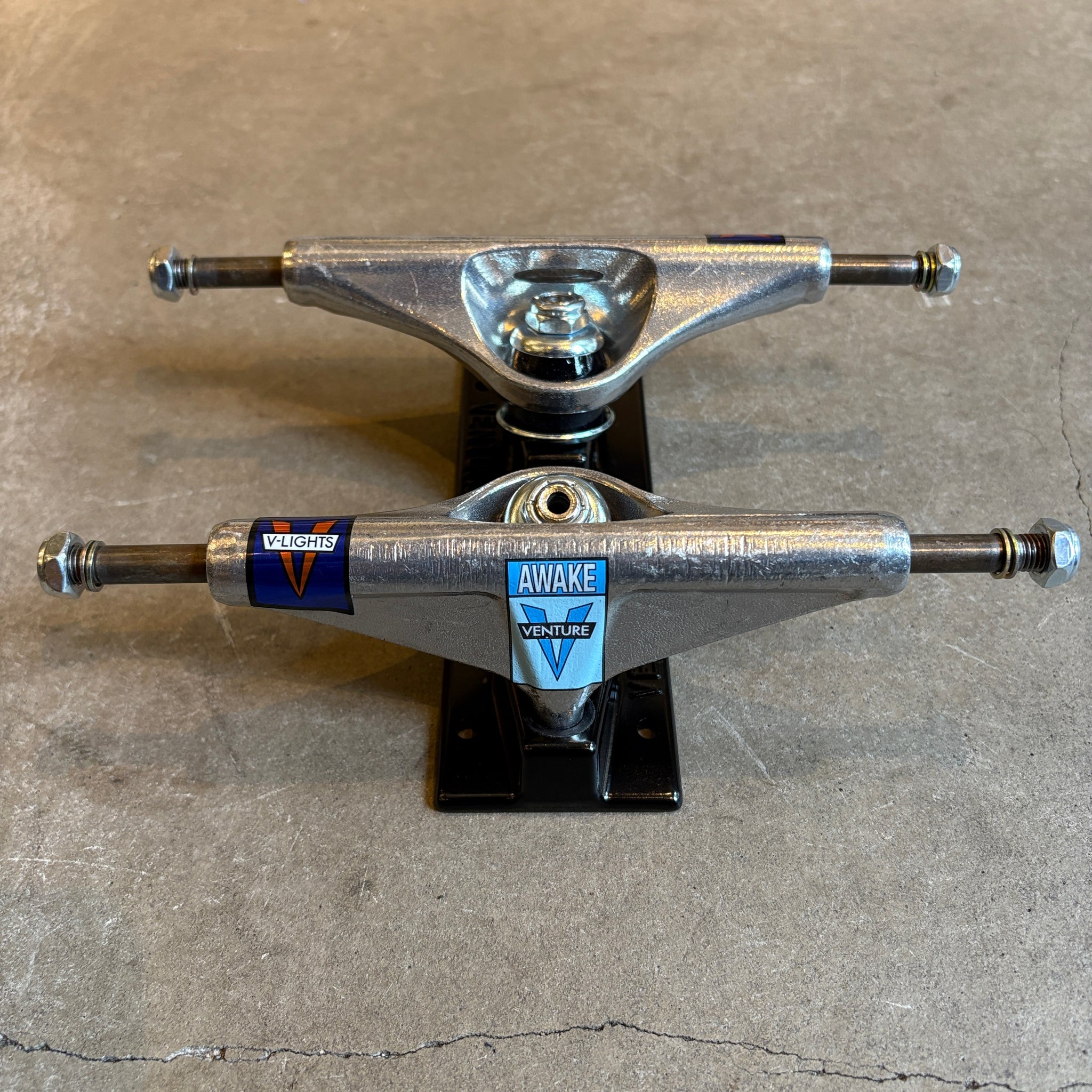 VENTURE] AWAKE V -LIGHT - 5.2 HI – RIVERBIRCH SKATESHOP