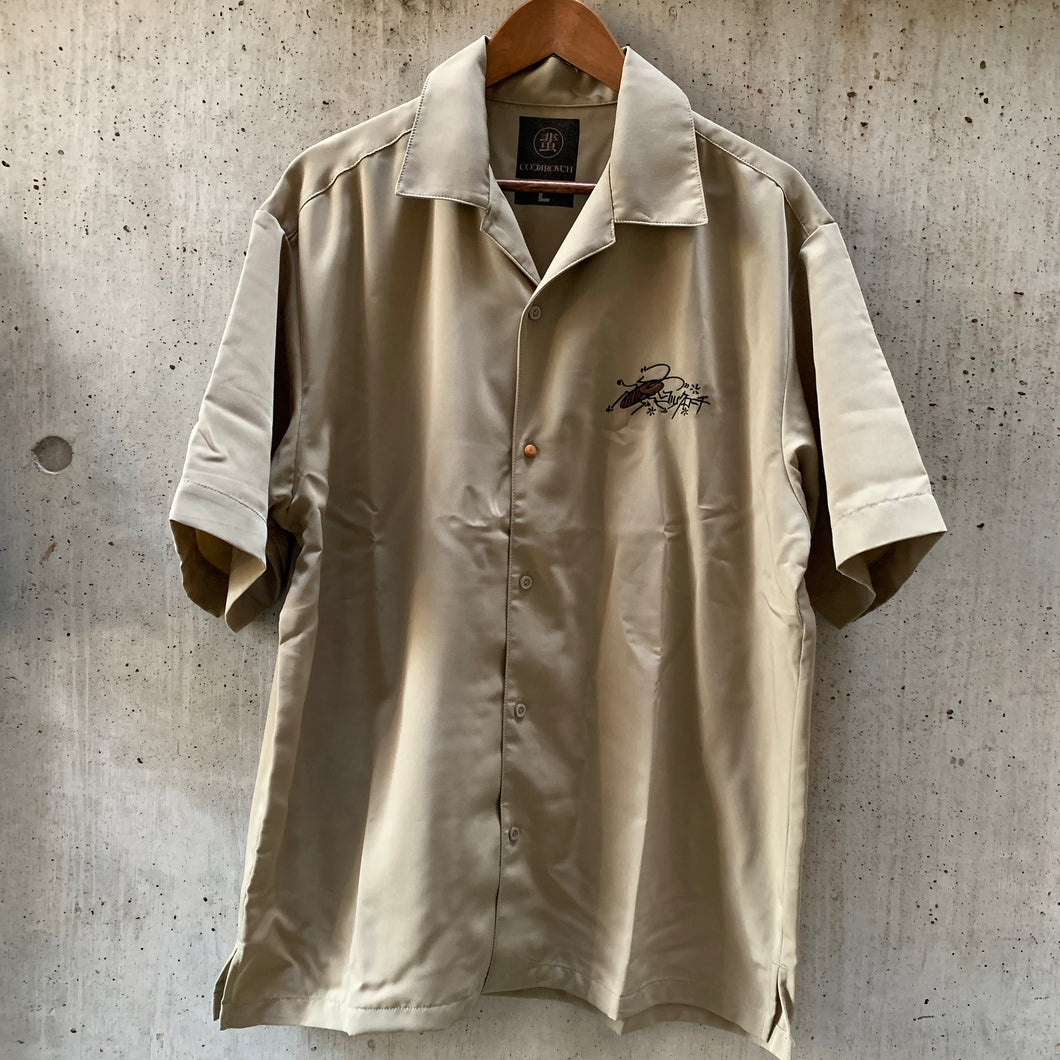 [COCKROACH] コックローチンピラ SHIRT -  KHAKI