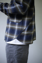 画像をギャラリービューアに読み込む, [REMILLA] ヒトエラウンドシャツ - GRY
