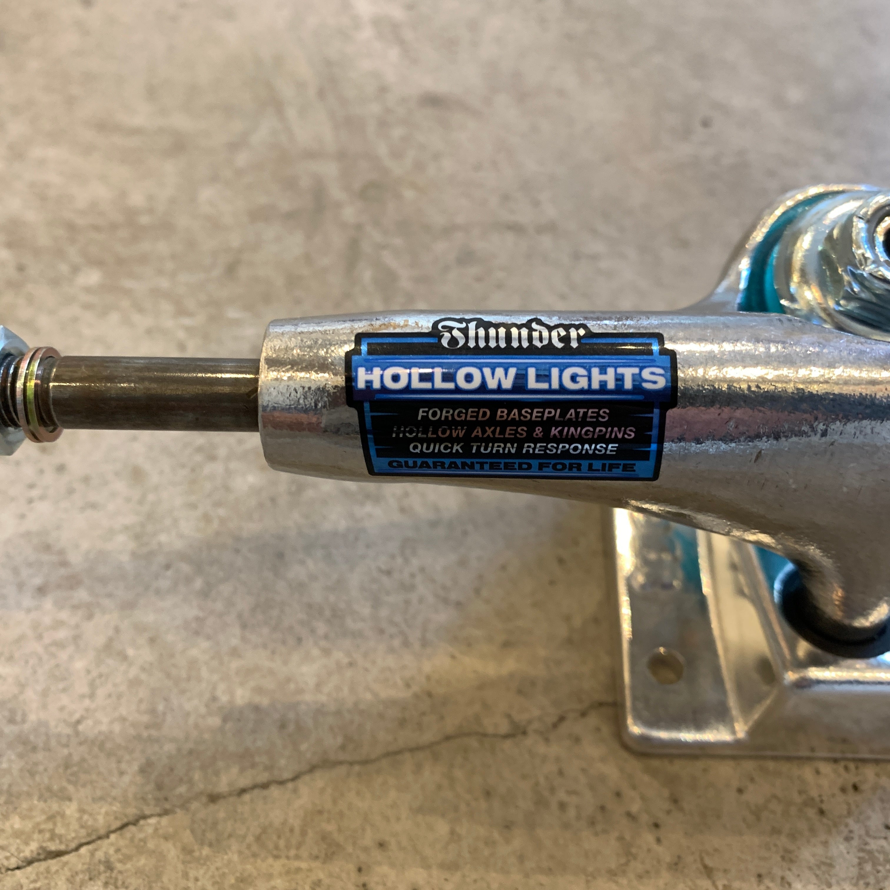 THUNDER] HOLLOW LIGHTS - 147 HI – RIVERBIRCH SKATESHOP